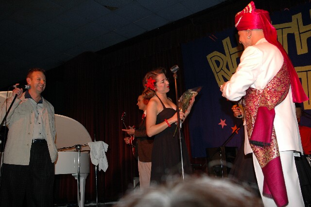 min 2006 11 25 riot 336